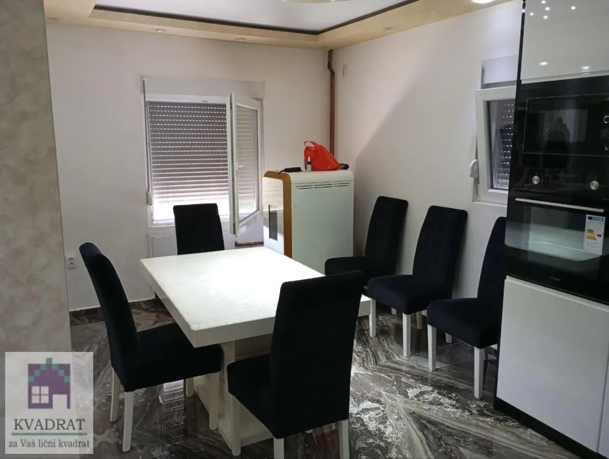 Sale, house, 216m², Zvečka, Obrenovac