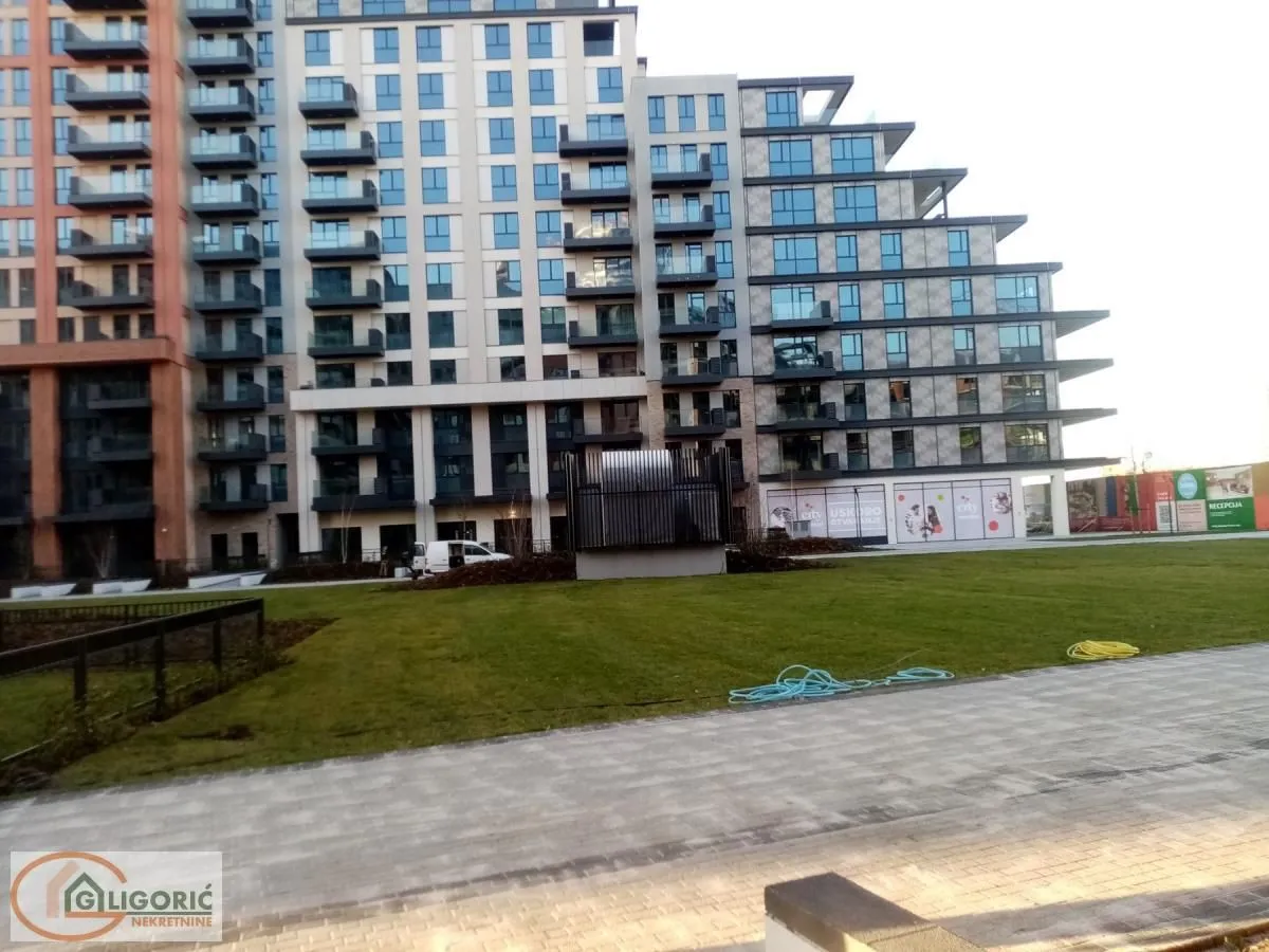 Prodaja, trosoban stan, 72m², Savski Venac, Beograd