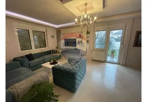 Izdavanje, kuća, 340m², Tološi, Podgorica - image 14