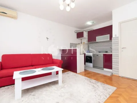 Rent, one bedroom apartment, 43m², Centar, Podgorica - image 7