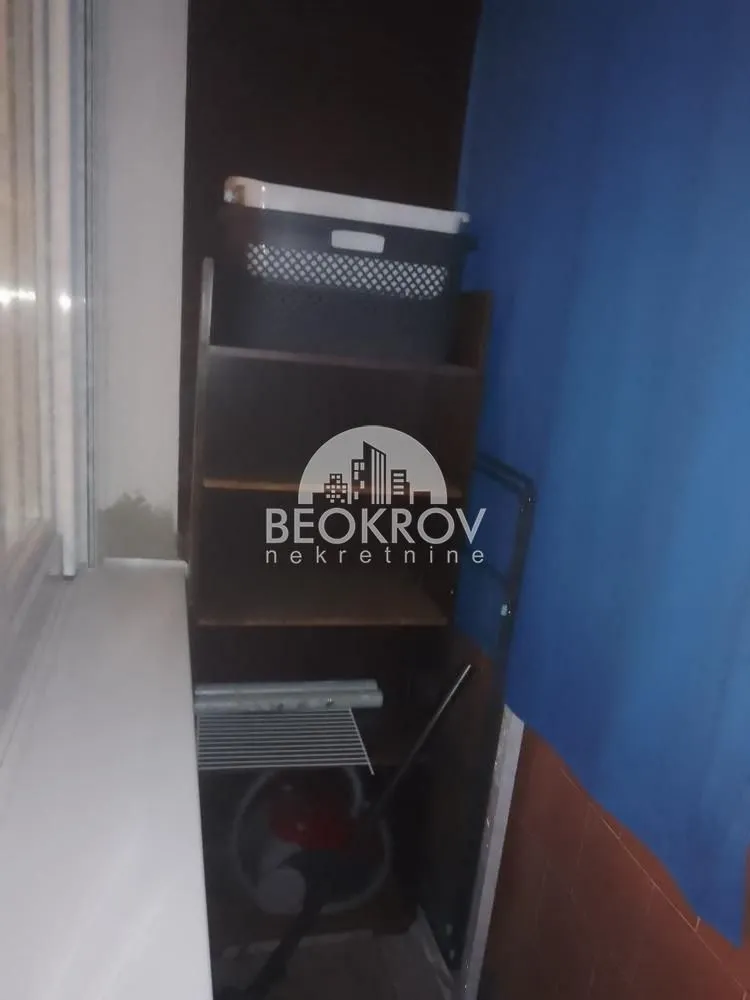Izdavanje, jednosoban stan, 42m², Savski Venac, Beograd