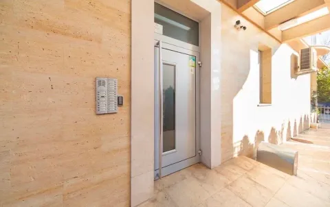 Izdavanje, garsonjera, 20m², Momišići, Podgorica - image 3