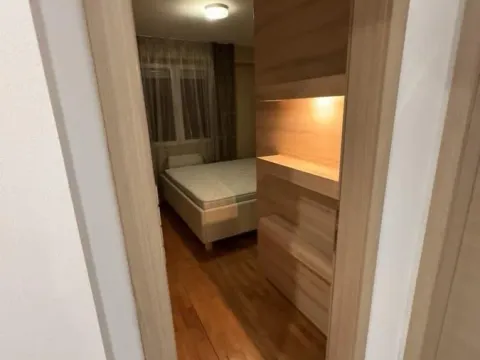 Izdavanje, trosoban stan, 77m², Palilula, Niš - image 23