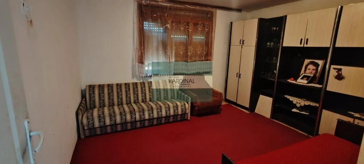 Prodaja, kuća, 250m², Crnče, Jagodina