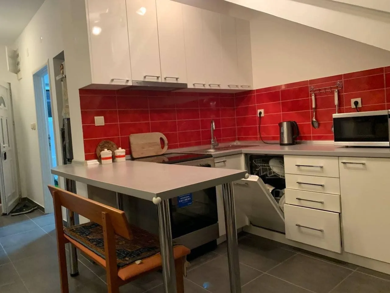 Prodaja, trosoban stan, 100m², Baošići, Herceg Novi