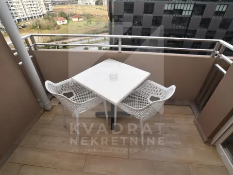 Izdavanje, dvosoban stan, 108m², Central Point, Podgorica - image 19