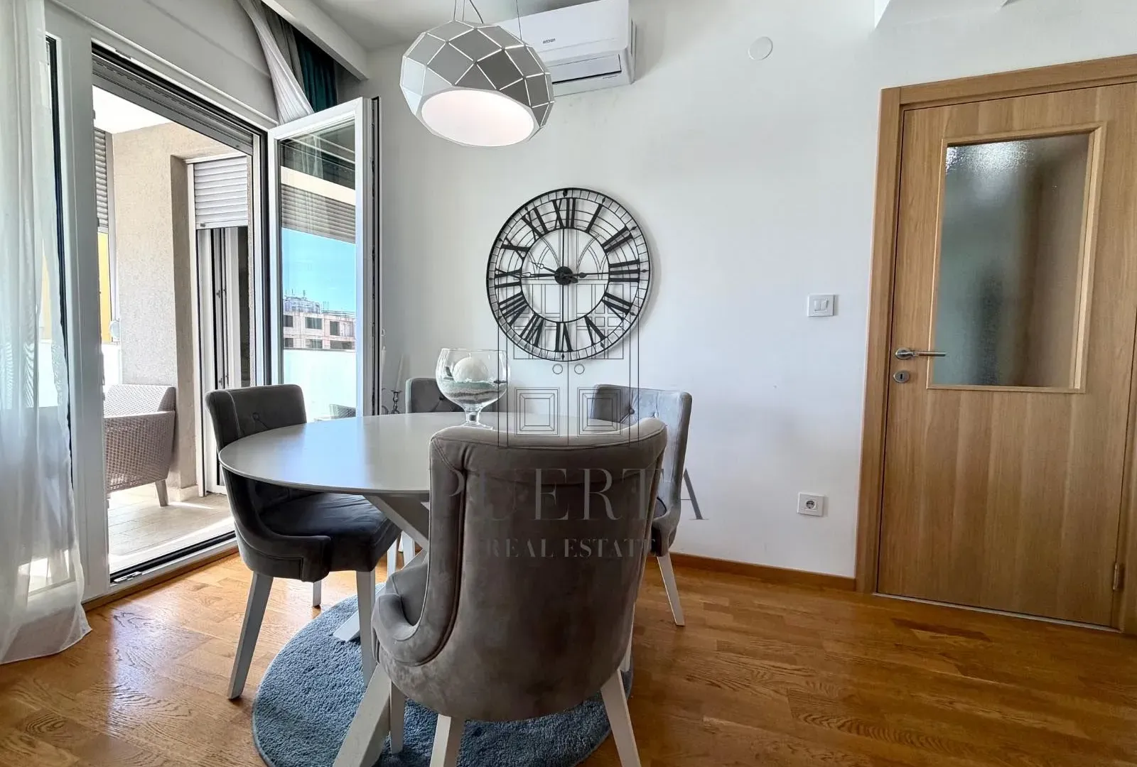 Rent, two bedroom apartment, 54m², Pobrežje, Podgorica