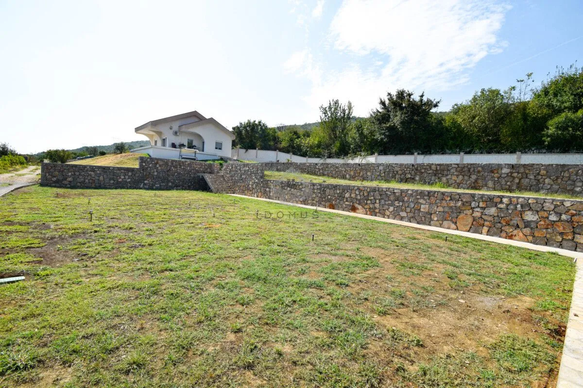 Prodaja, kuća, 250m², Podgorica, Crna Gora