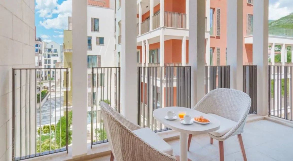 Prodaja, jednosoban stan, 55m², Boka Place, Tivat