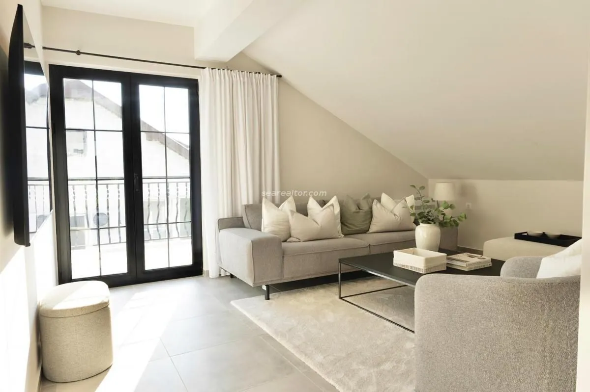 Prodaja, jednosoban stan, 103m², Tivat, Crna Gora