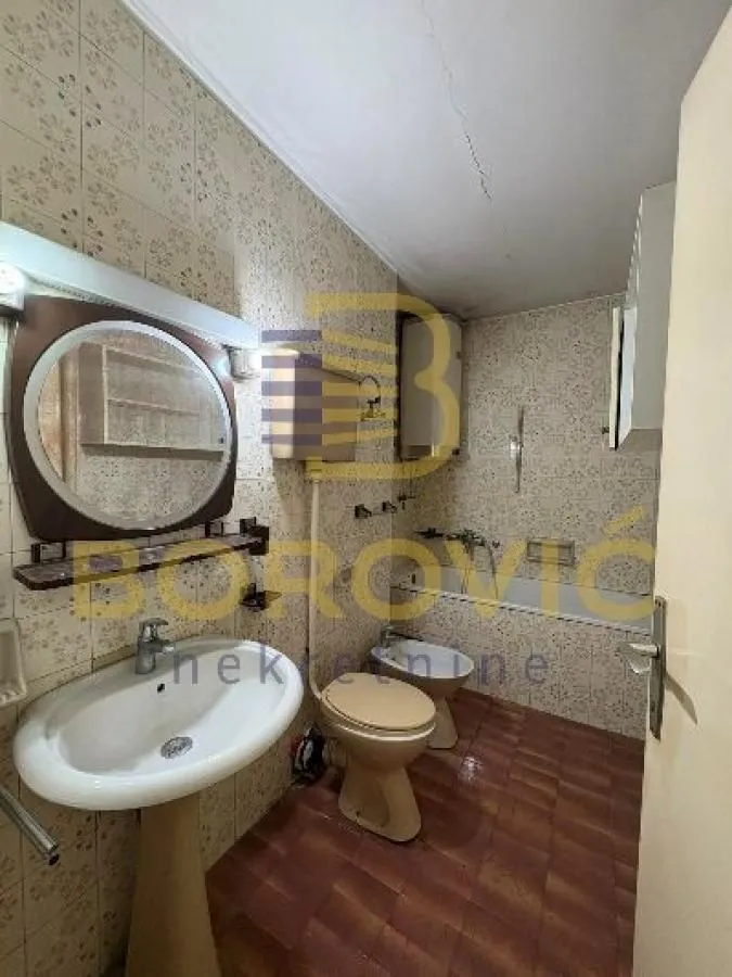 Prodaja, trosoban stan, 94m², Neimar, Vračar Sve Podlokacije