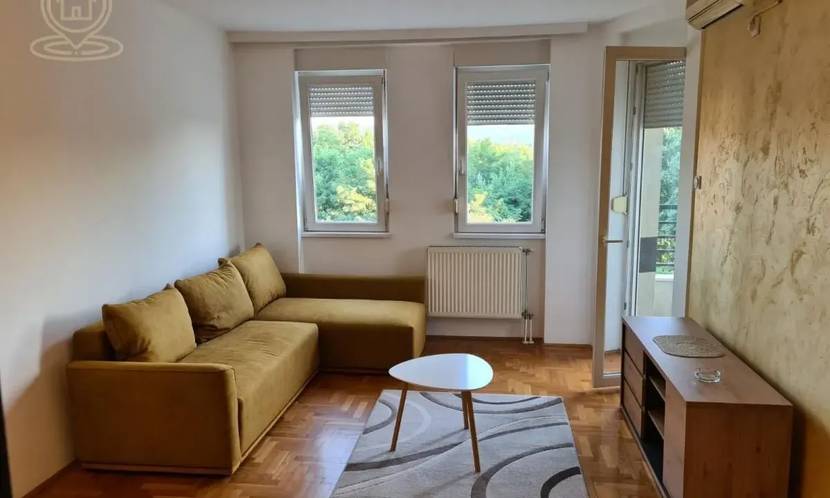 Izdavanje, dvosoban stan, 39m², Telep, Novi Sad Sve Podlokacije