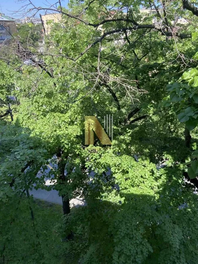 Izdavanje, trosoban stan, 61m², Stari grad, Novi Sad