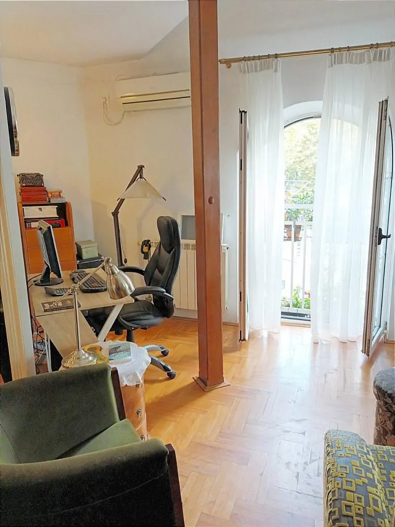 Prodaja, četvorosoban stan, 111m², Kalemegdan, Beograd