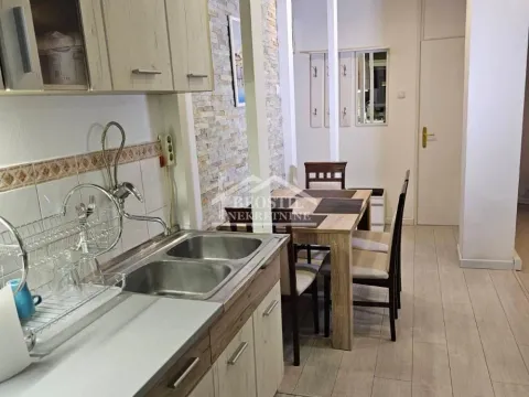 Prodaja, dvosoban stan, 55m², Novi Beograd Blok 21, Novi Beograd Sve Podlokacije - image 4