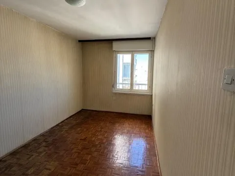 Prodaja, dvosoban stan, 66m², Centar, Bar - image 8