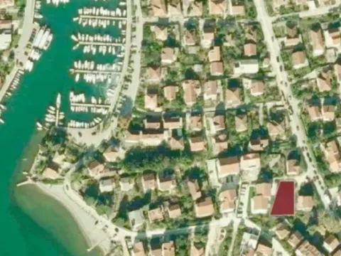 Izdavanje, jednosoban stan, 47m², Kalimanj, Tivat - image 13