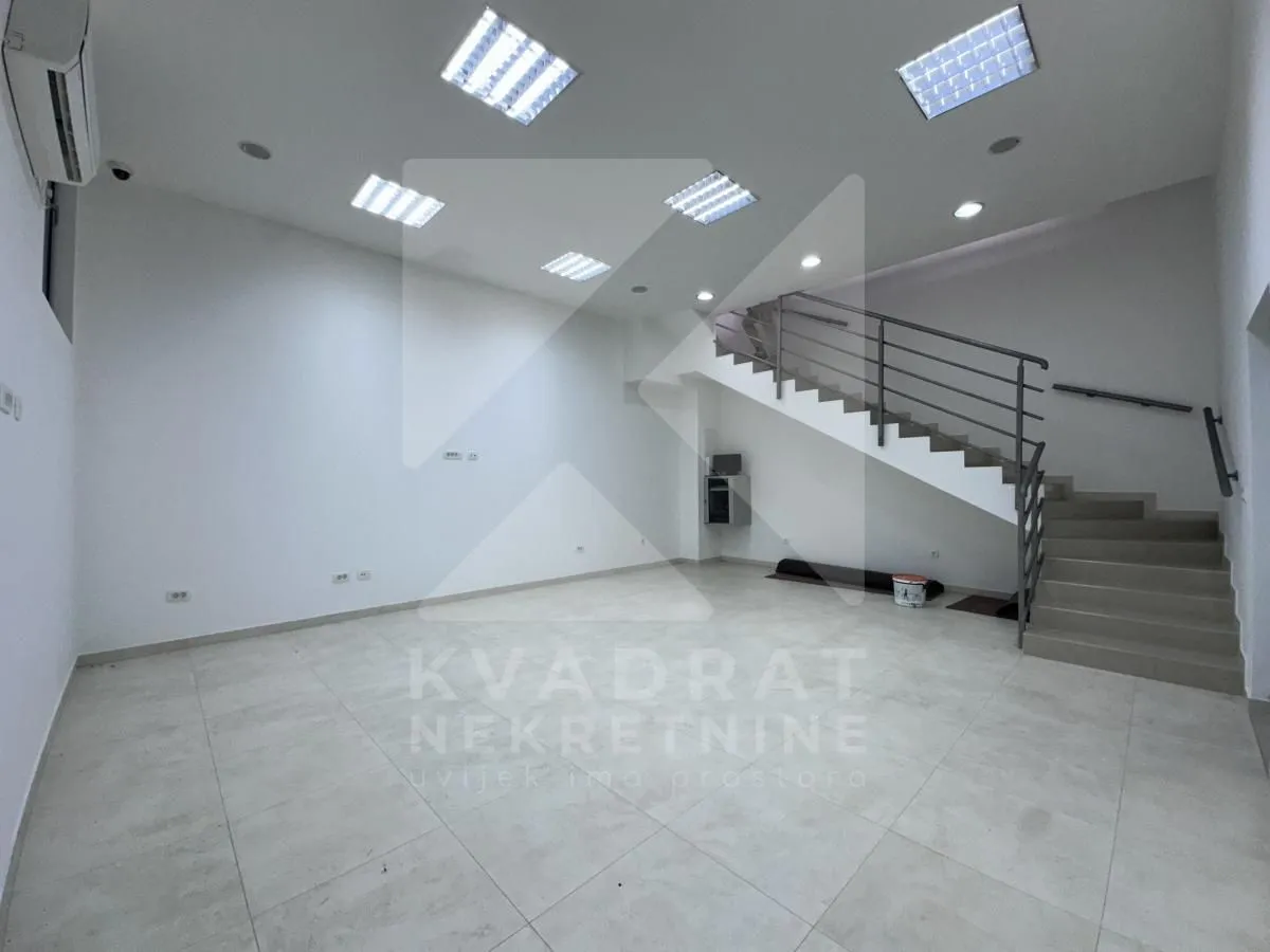 Sale, office space, 120m², Tološka šuma, Podgorica