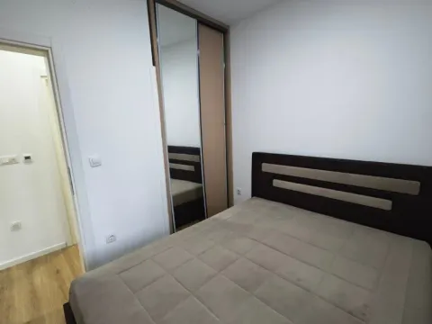 Izdavanje, jednosoban stan, 38m², Dalmatinska ulica, Podgorica - image 6