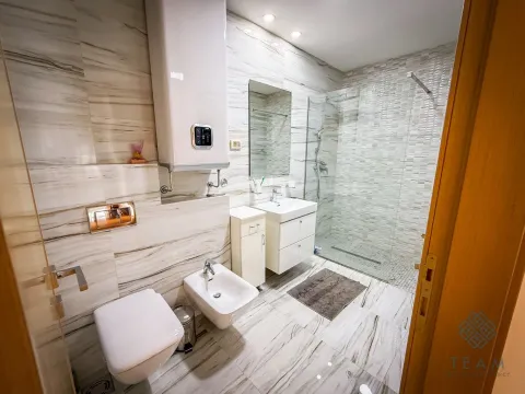 Izdavanje, trosoban stan, 103m², Preko Morače, Podgorica - image 11