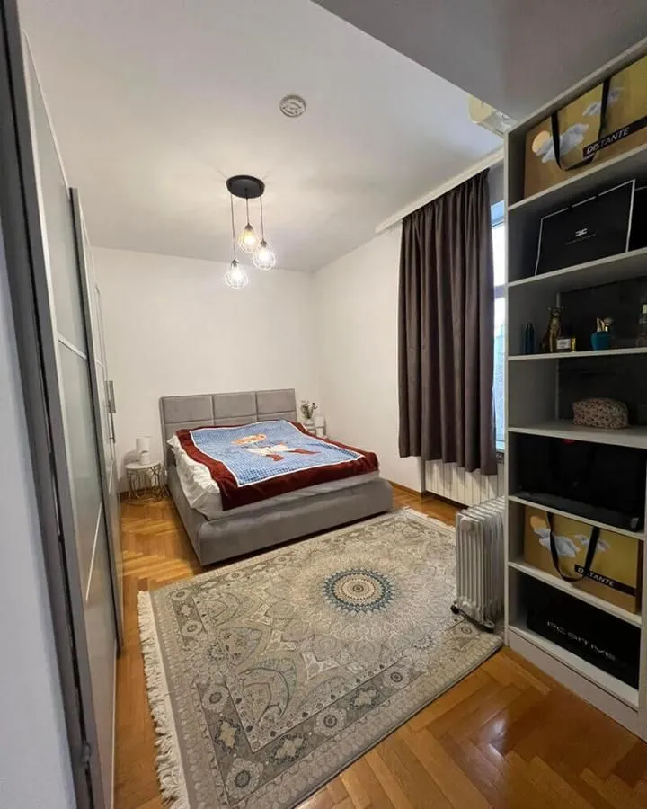 Rent, four bedroom apartment, 116m², Stari Grad, Beograd