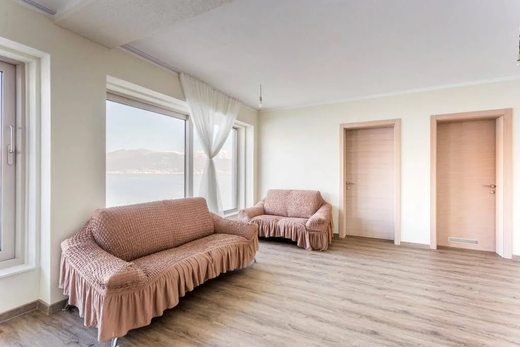 Prodaja, kuća, 240m², Krašići, Tivat