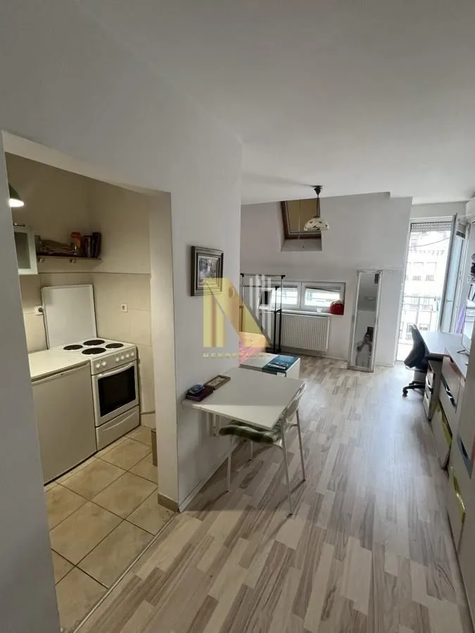 Prodaja, jednosoban stan, 25m², Grbavica, Novi Sad Sve Podlokacije