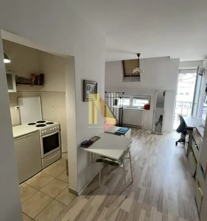 Prodaja, jednosoban stan, 25m², Grbavica, Novi Sad Sve Podlokacije