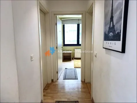 Izdavanje, trosoban stan, 83m², Savski Venac, Beograd - image 10