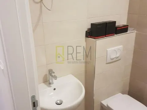 Izdavanje, jednosoban stan, 43m², City Kej, Podgorica - image 9