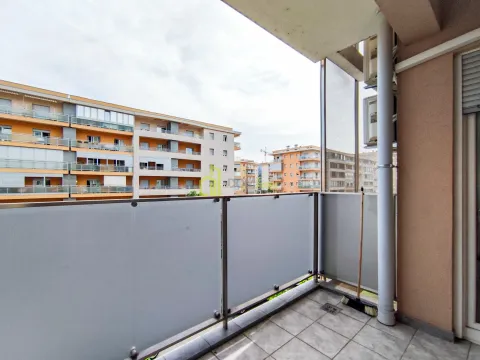 Izdavanje, poslovni prostor, 75m², City Kvart, Podgorica - image 6