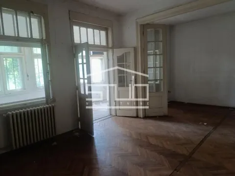 Izdavanje, kuća, 312m², Vračar Hram, Vračar Sve Podlokacije - image 4