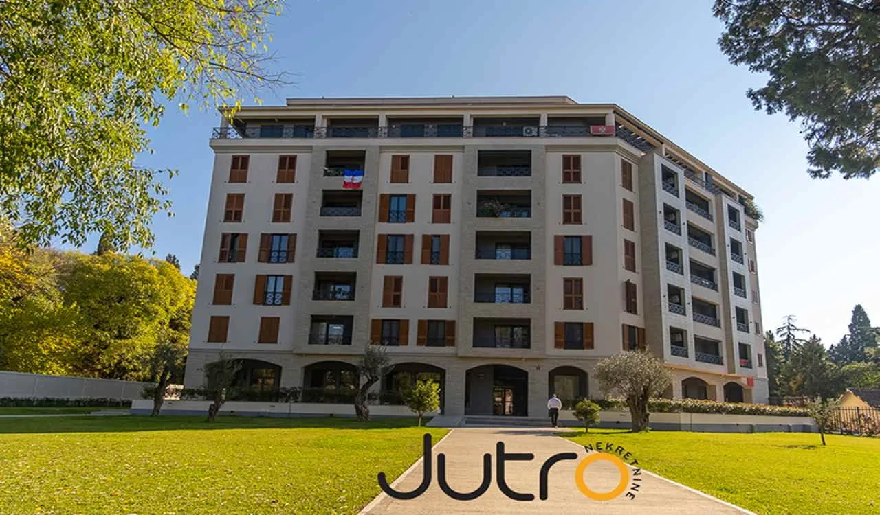 Izdavanje, jednosoban stan, 52m², Centar, Podgorica