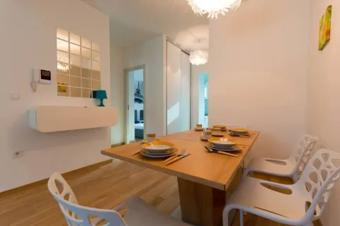 Sale, two bedroom apartment, 63m², Bečići, Budva - image 21