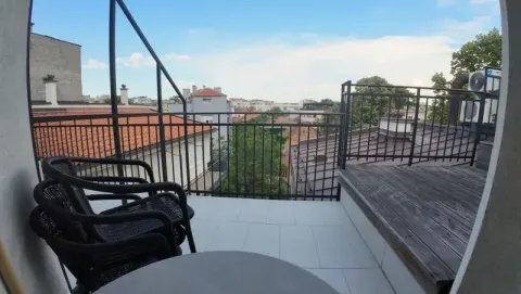 Sale, three bedroom apartment, 99m², Kalenić Pijaca, Vračar Sve Podlokacije - image 17