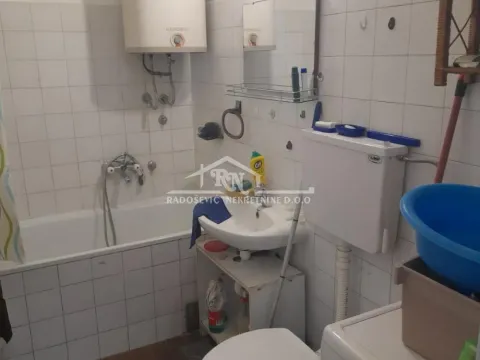 Rent, one bedroom apartment, 30m², Čukarička Padina, Beograd - image 10