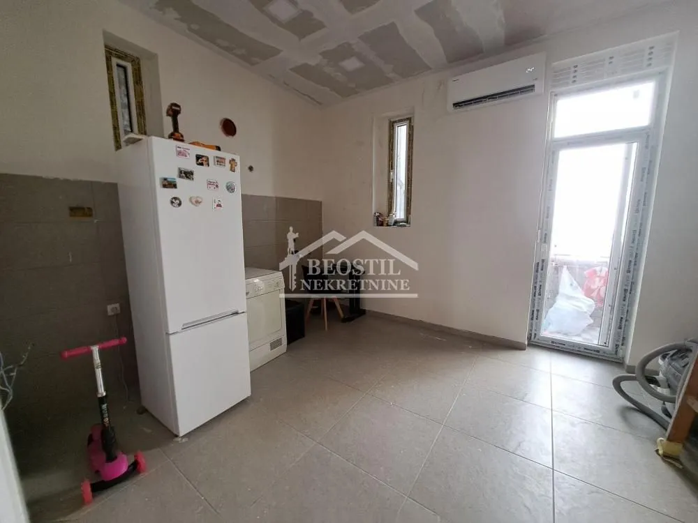 Sale, two bedroom apartment, 61m², Stari Grad, Beograd