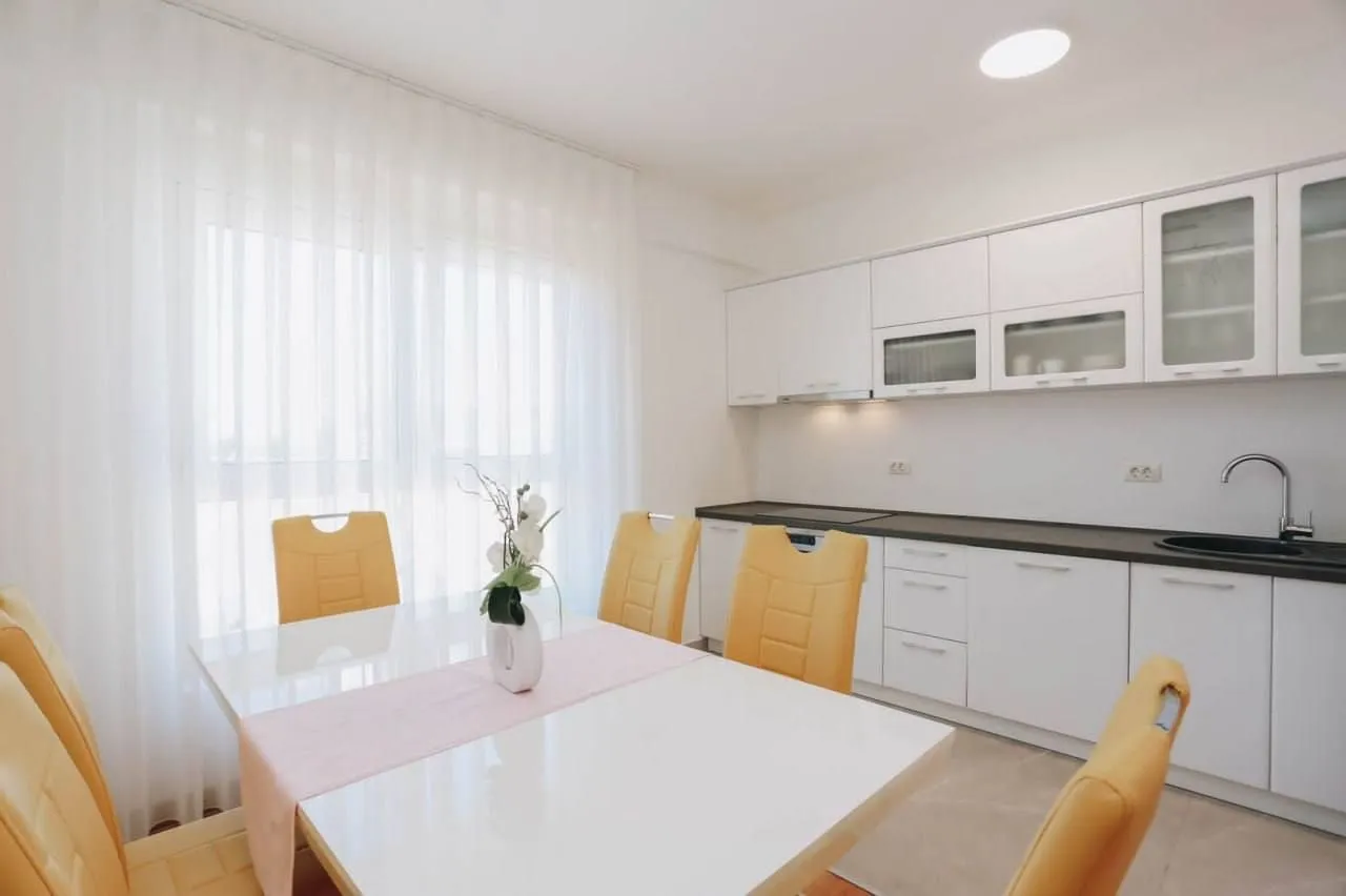 Sale, three bedroom apartment, 120m², Rafailovići, Budva