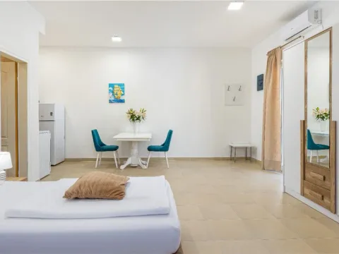 Rent, studio apartment, 35m², Radovići, Tivat - image 4