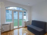 Izdavanje, kuća, 417m², Jajinci, Voždovac Sve Podlokacije - image 15