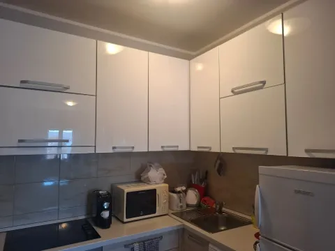 Rent, one bedroom apartment, 45m², Centar, Tivat - image 5