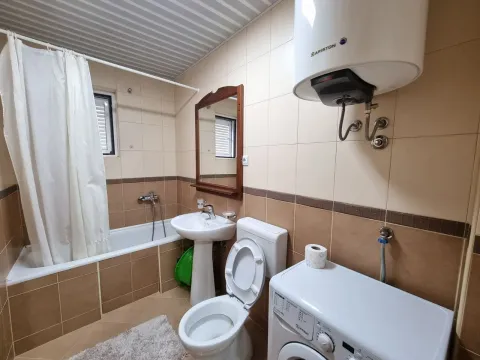 Izdavanje, garsonjera, 30m², Budva, Crna Gora - image 8