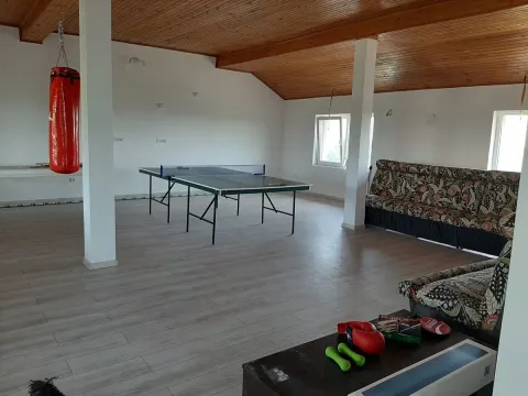 Prodaja, kuća, 473m², Voždovac Sve Podlokacije, Beograd - image 9