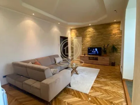 Rent, three bedroom apartment, 75m², Vračar Hram, Vračar Sve Podlokacije - image 2