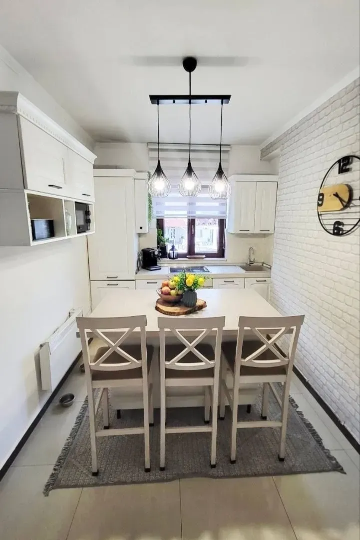 Prodaja, trosoban stan, 70m², Igalo-Petlja, Herceg Novi