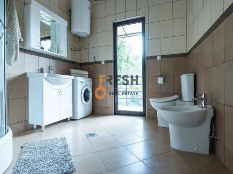 Prodaja, kuća, Kotor, Crna Gora - image 17