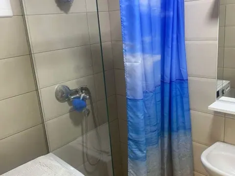 Izdavanje, dvosoban stan, 65m², Stari Aerodrom, Podgorica - image 6