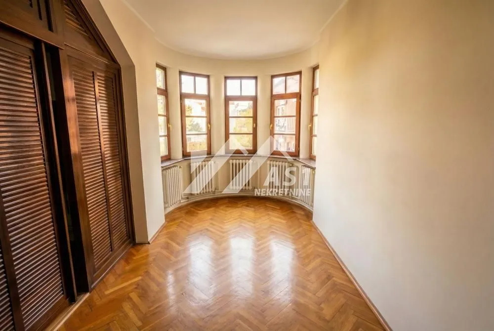 Izdavanje, kuća, 295m², Jodna Banja, Novi Sad Sve Podlokacije