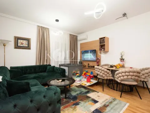 Prodaja, dvosoban stan, 65m², Stari Aerodrom, Podgorica