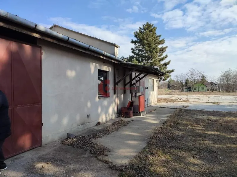 Prodaja, poslovni prostor, 205m², Zorka, Subotica